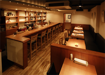 BAR TRATTORIA VIOLA イタリアンの内装・外観画像