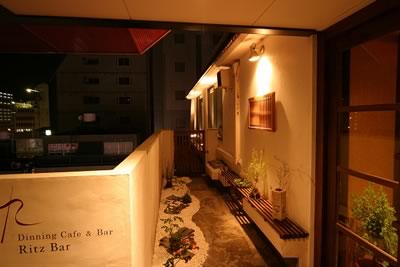 Asian dining salon Ritz Bar ダイニングバーの内装・外観画像