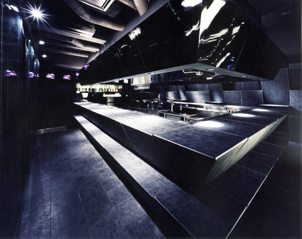standing lounge O スタンディング バーの内装・外装画像