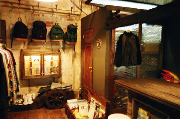 Mezzanine セレクトショップの内装・外装画像