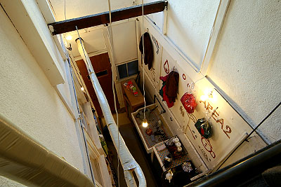 AREA2