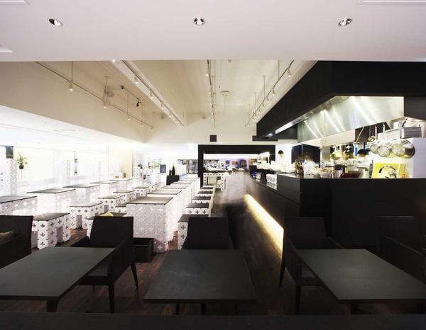 shakers cafe lounge&soz cafe