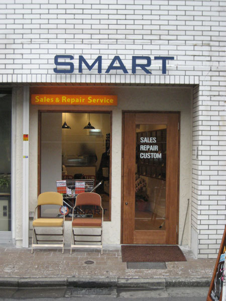 SMART スマートフォンのアクセサリーとリペアサービスの内装・外観画像