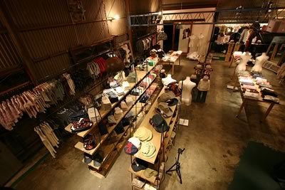WASH 子供服店の内装・外観画像