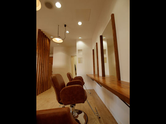 R HAIR MAKE