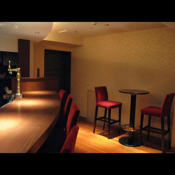 Bar-Lounge&KARAOKE Cache Cache