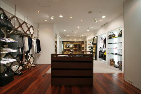 mila schon リーガロイヤル店