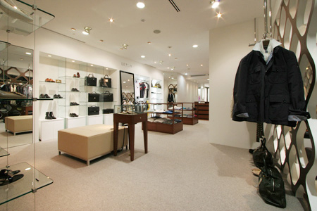 mila schon リーガロイヤル店