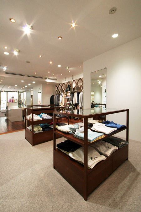 mila schon リーガロイヤル店
