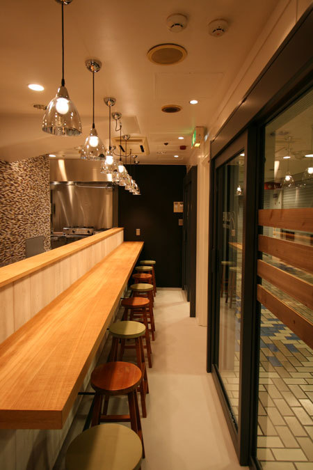 CLOVE SPICE CURRY 紀伊国屋 B1