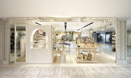 Garland of Dew なんばシティ店 小物・アクセサリーショップの内装・外装画像