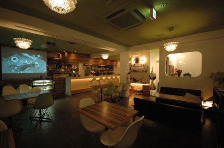 カフェ&ダイナー LushLife