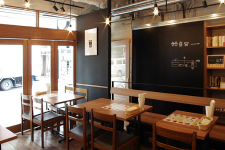 JAPAN CRAFT BEER & WINE GRILLMAN バー & グリルの内装・外装画像