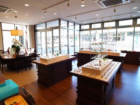 ふれあい メガネと補聴器の専門店