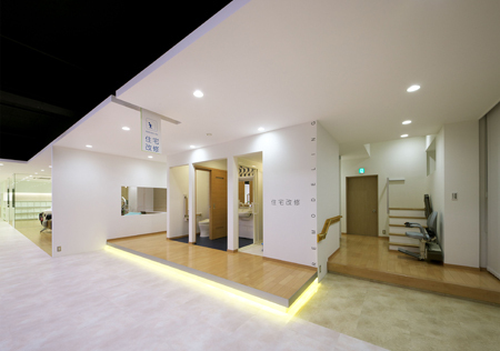 SANSHODO SELECTION SPACE 笑顔