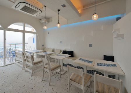 Seaside cafe Hanon