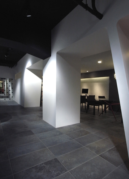 GARAGE EVE.RYN 世田谷店 ショールーム(物販)の内装・外観画像