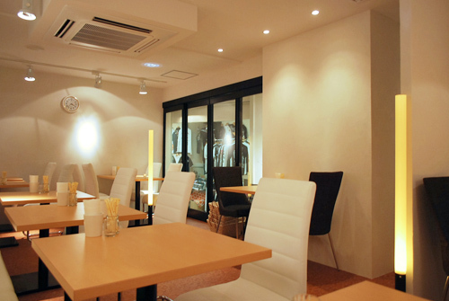 Cafe INVITARE - SUNSHOW -