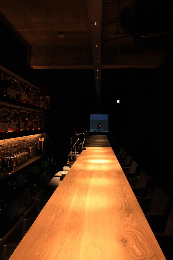 BAR HONMACHI