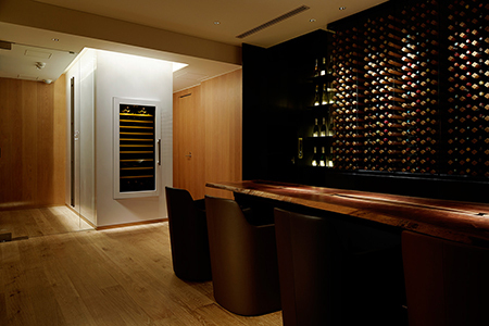Restaurant Dominique Bouchet Tokyo