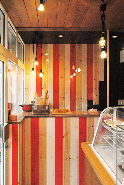 Bakery&Delicatessen Grandma's - SUNSHOW -