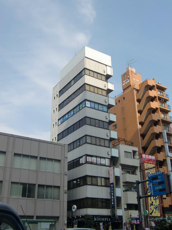 ビル窓面看板