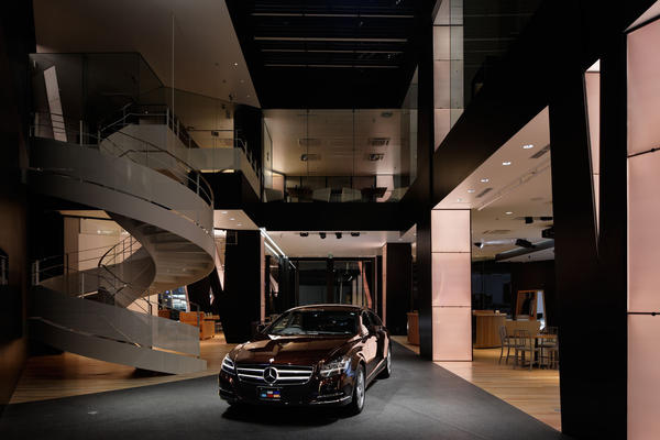 Mercedes-Benz Connection #2