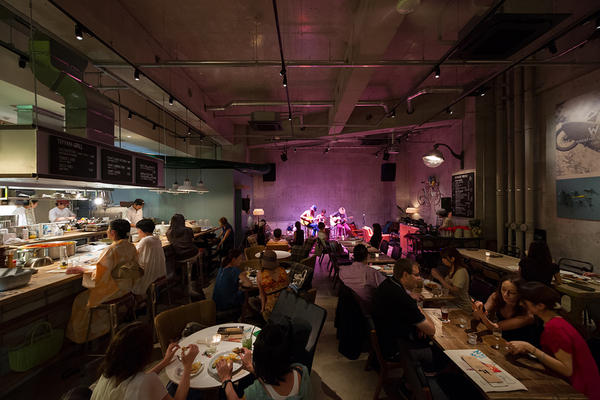 WEEKEND GARAGE TOKYO