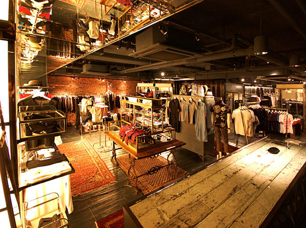 nano universe GROUND FLOOR SHIBUYA セレクトショップの内装・外観画像