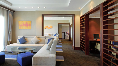 SHERATON LAGUNA GUAM RESORT - SUNSHOW -
