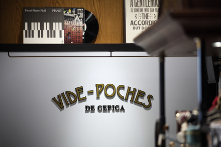 VIDE-POCHES de cepica