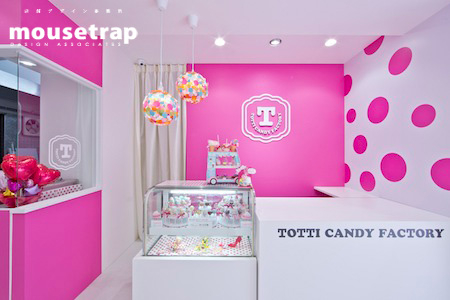TOTTI CANDY FACTORY キャンディーショップの内装・外装画像