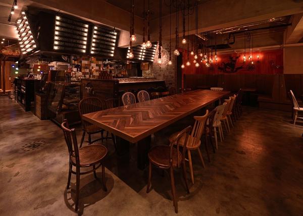 琉球料理といまいゆ しんか ・ 肉バル&ダイニング ヤンバルミート 琉球料理店/バル&ダイニングの内装・外装画像