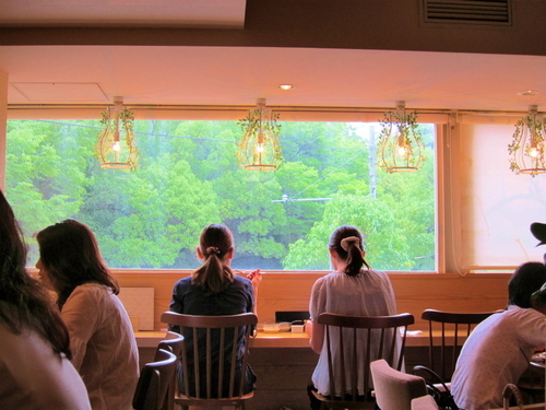 Green Cafe 千里つくも店 / アンプロジェ