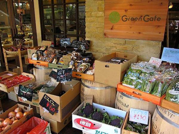 Green Cafe 千里つくも店 / アンプロジェ