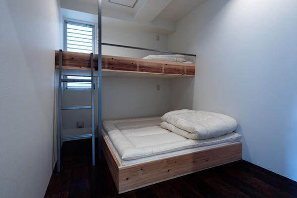 SANTIAGO GUESTHOUSE HIROSHIMA