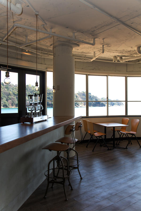 seaside cafe ALPHA