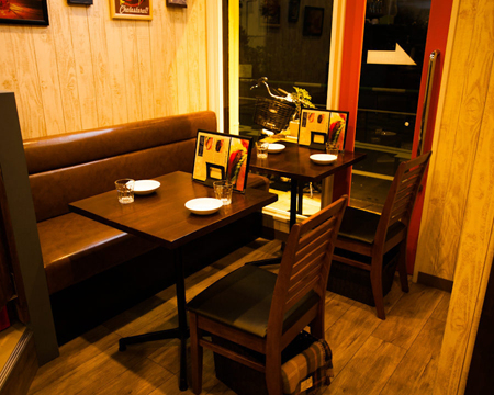 DARCY'S