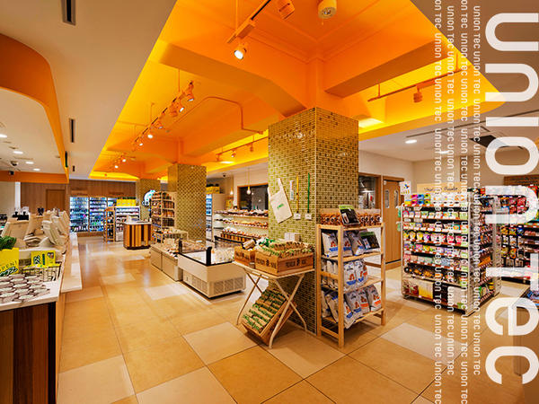 gooz 銀座店 コンビニエンスストアの内装・外装画像