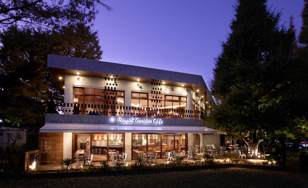 Royal Garden Cafe カフェ&レストランの内装・外装画像