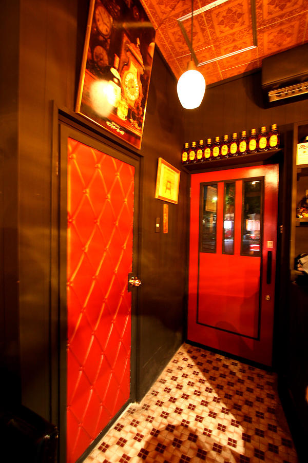 沖縄 BAR サクラザカ