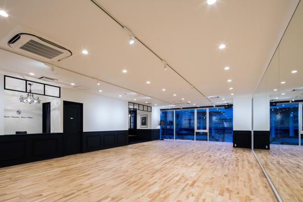 Suzuki Kazuhiro Dance School