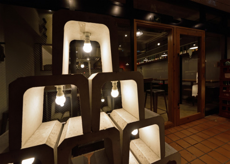 生粋チキン野郎 酒場のバクレン
