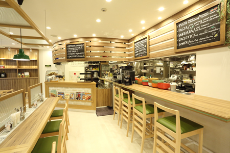 CAFE&WINE BASIL
