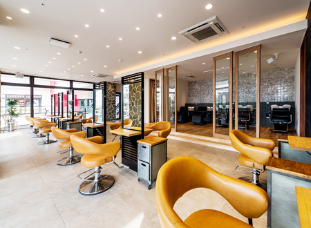 HAIR&MAKE EARTH 浦添店