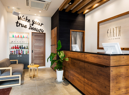 HAIR&MAKE EARTH 浦添店