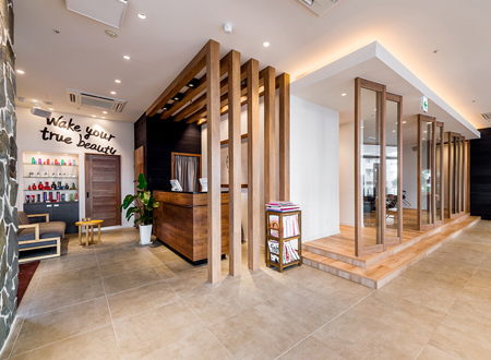HAIR&MAKE EARTH 浦添店