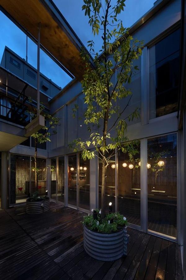 TERRACE VICTORIA