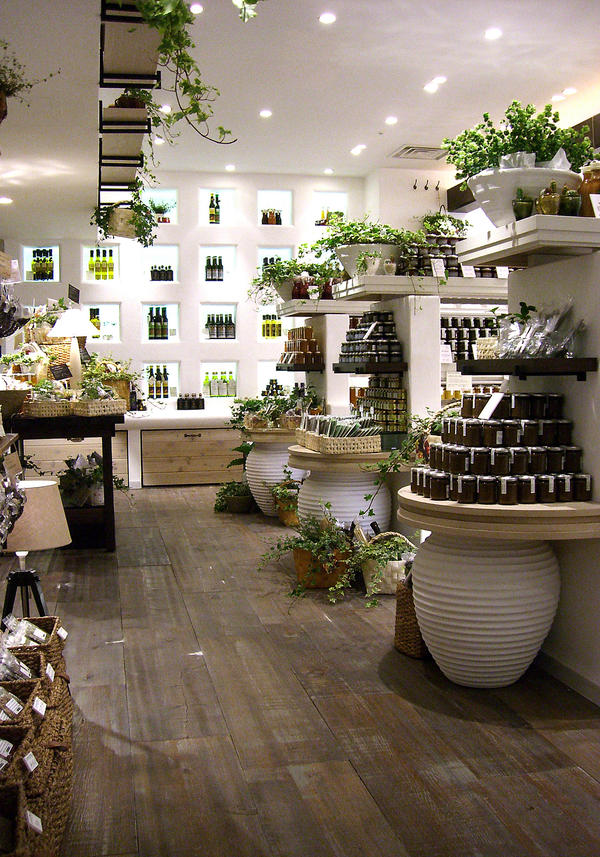 grocery court Cerfeuil