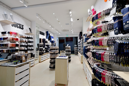 CALZEDONIA+INTIMISSIMI心斎橋